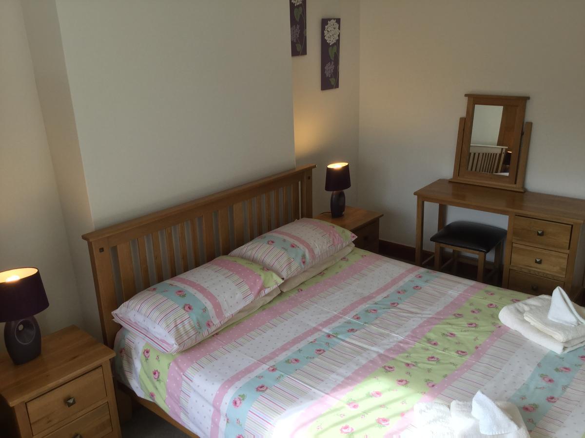 3 Bedroom Culduthel House Free Parking Інвернесс Екстер'єр фото